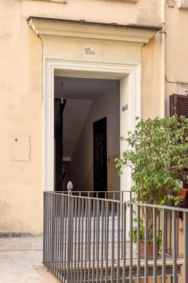 Ht Apt Mameli 40 Rome Exterior photo